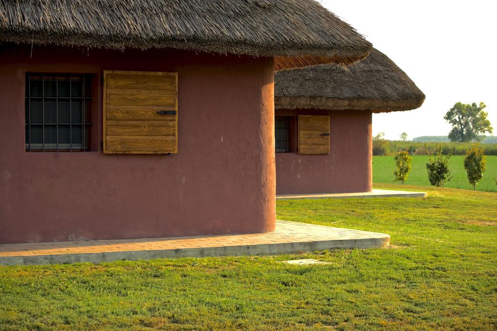 Agriturismo Bassara Le Capanne Argenta Eksteriør billede